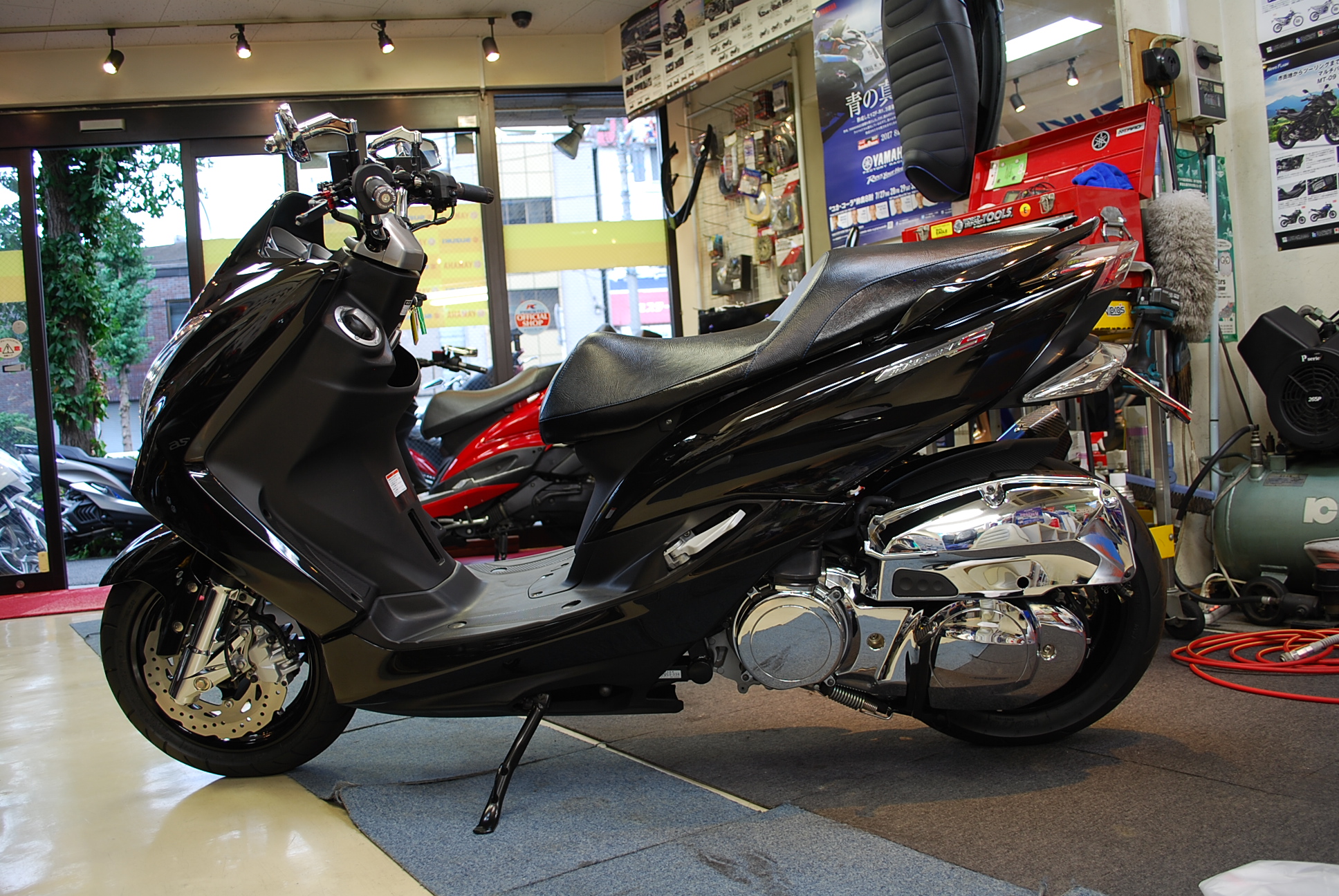 Ｓ　カスタム　黒 006